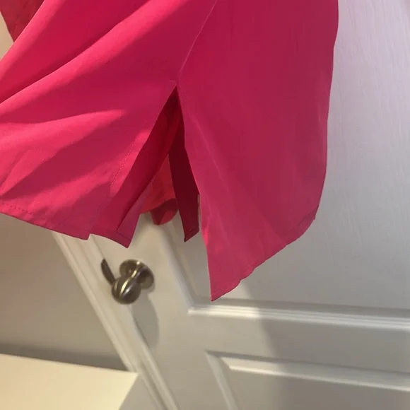 461 Willow and thread bright pink hidden button, button up blouse - Picture 6 of 8